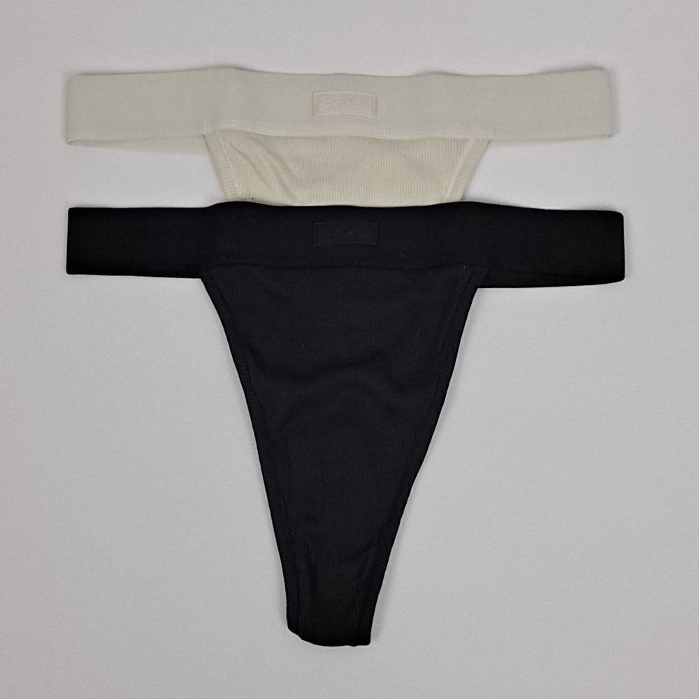 2 pair SKIMS ribbed thongs NWT